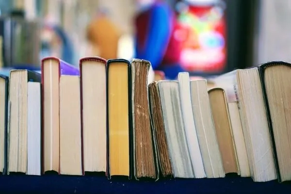 Najlepsze książki do przeczytania z literatury czeskiej, które zachwycą